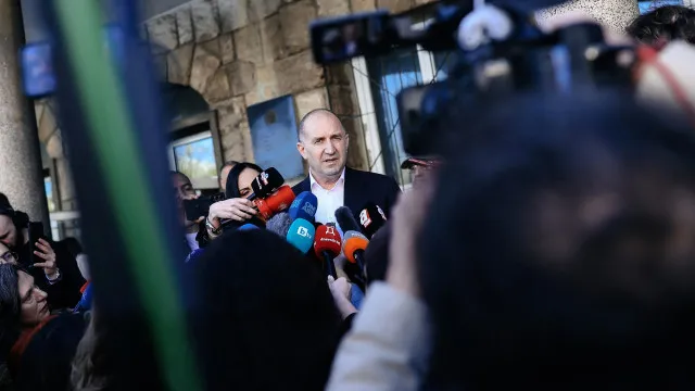 
                    Costa quer trabalhar com novo governo da Bulgária por 