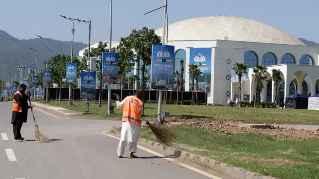 
                    Nenhuma delegação iraniana terá viajado para conversações no Paquistão
                