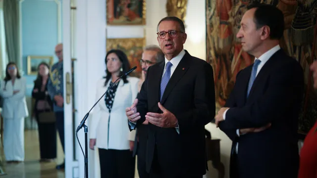 
                    Espanha? PR quer consolidar relações (e presença de empresas portuguesas)
                