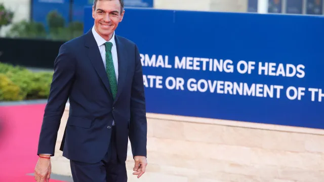 Sánchez reitera lealdade com NATO face a alegada intenção dos EUA