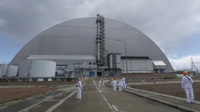 
                    EUA disponibilizam até 100 milhões para restaurar proteção de Chernobyl
                