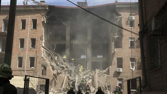 Troca de ataques aéreos entre Ucrânia e Rússia causa quatro mortes