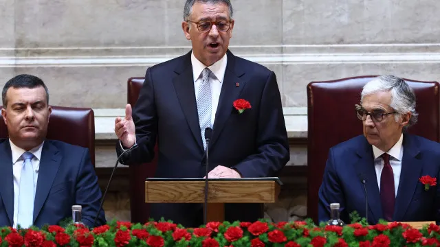 
                    Seguro alerta que a liberdade 