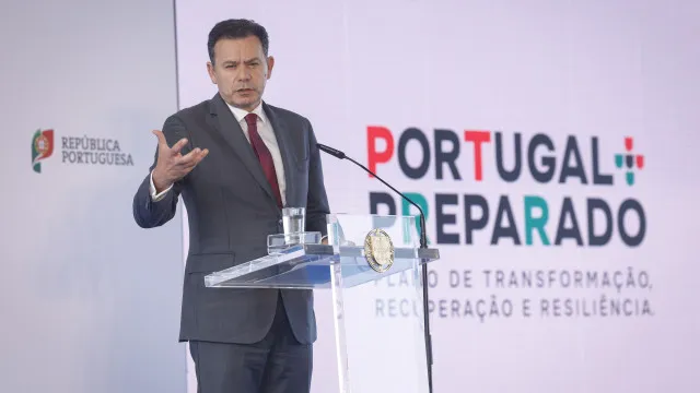 
                    Montante global de 22,6 mil milhões (e horizonte de 9 anos). Como é PTRR?
                