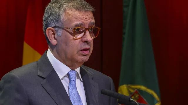 
                    Seguro defende reformas institucionais e reforço da autonomia da UE
                