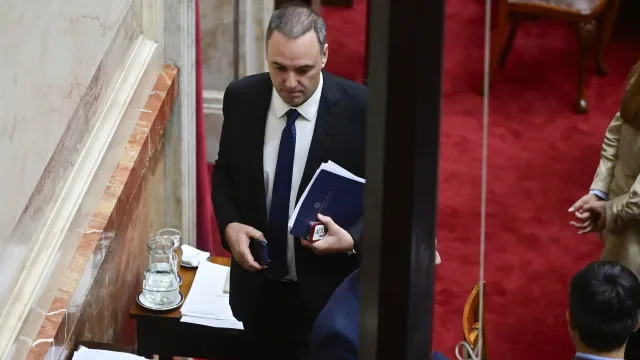 Corrupção. Chefe de gabinete da Argentina demite-se após escândalo