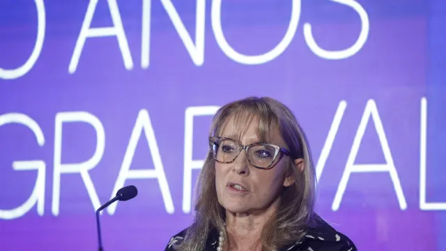 
                    Ministra do Trabalho diz que reforma laboral é uma de três essenciais
                