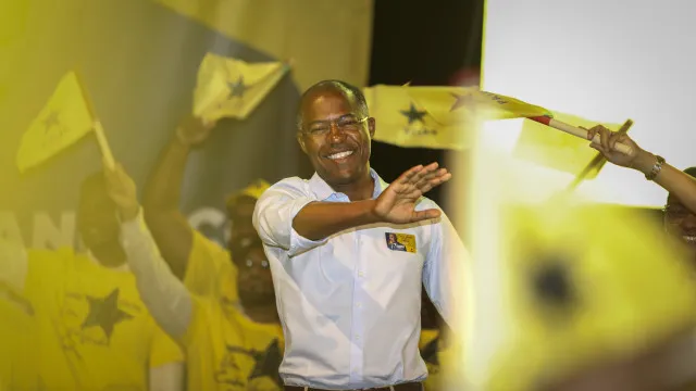 
                    Cabo Verde: PAICV propõe reforma do Estado para diminuir 
