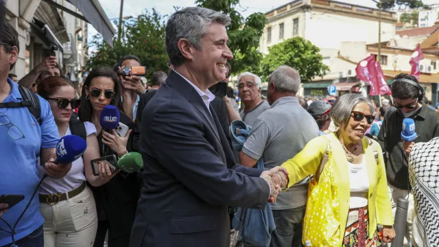 Carneiro desafia Montenegro a deixar cair reforma laboral: "É ofensivo"