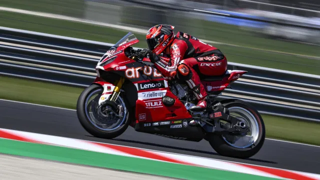
                    Nicolò Bulega soma 20.ª vitória seguida nas Superbikes em Aragão
                