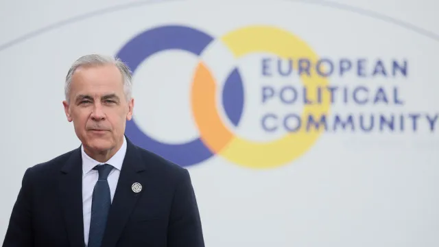 
                    Mark Carney recusa mundo 