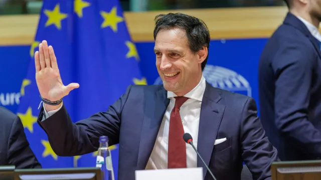 
                    Bruxelas compreende desconforto com 