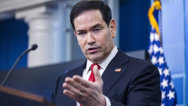 Rubio anuncia que deverão ser impostas ainda mais sanções a Havana
