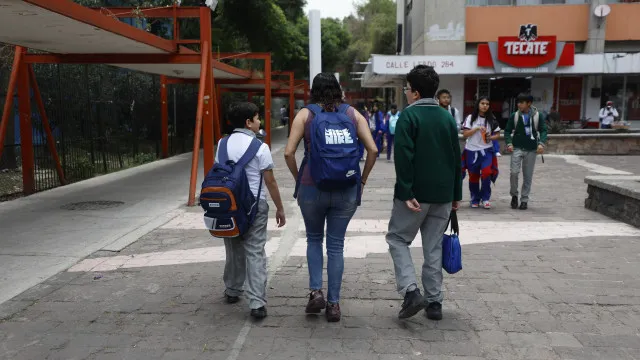 
                    México abandona plano de antecipar férias escolares devido ao Mundial2026
                