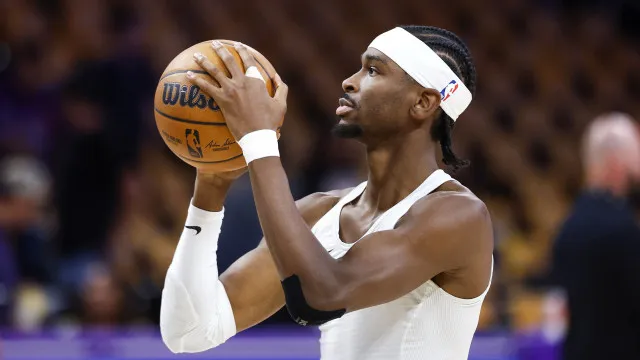 Shai Gilgeous-Alexander eleito MVP da NBA pelo segundo ano consecutivo