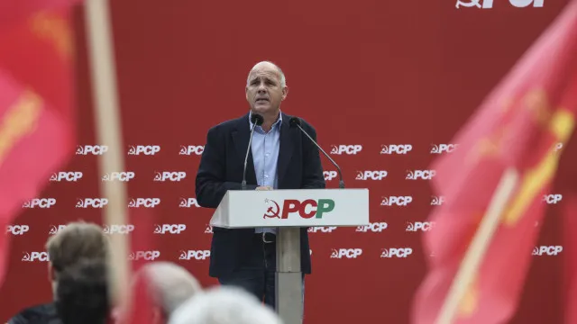 PCP critica pacote laboral e apela à paralisação no dia 3 de junho
