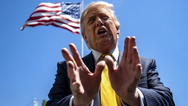 
                    Trump publica desenho que retrata Venezuela como 51.º estado dos EUA
                
