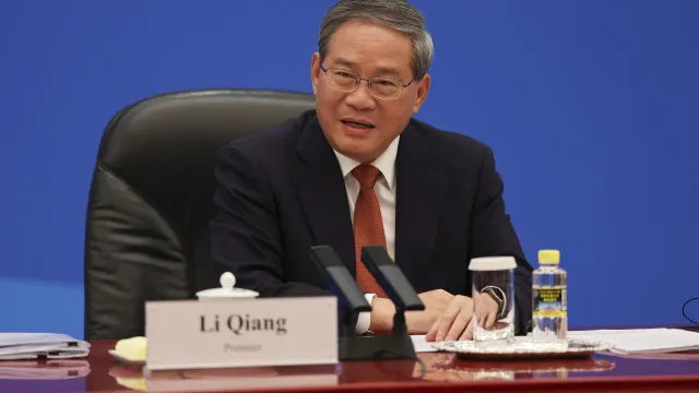 Primeiro-ministro diz que China não é "assim tão rica" para dar subsídios