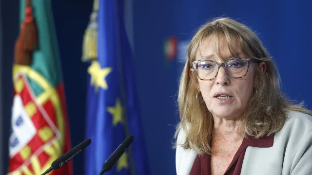
                    Ministra diz que reforma laboral defende conciliação trabalho-família
                