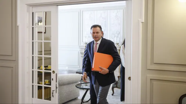 "Não é não"? Sim. Mas nem "imaturidade chegana" nem "estatização" do PS