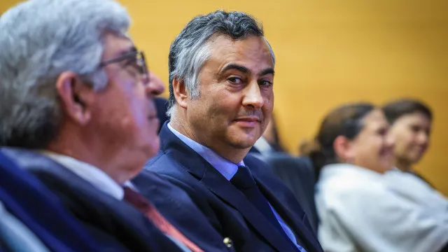 
                    Ministro defende CTeSP como porta para continuar estudos
                