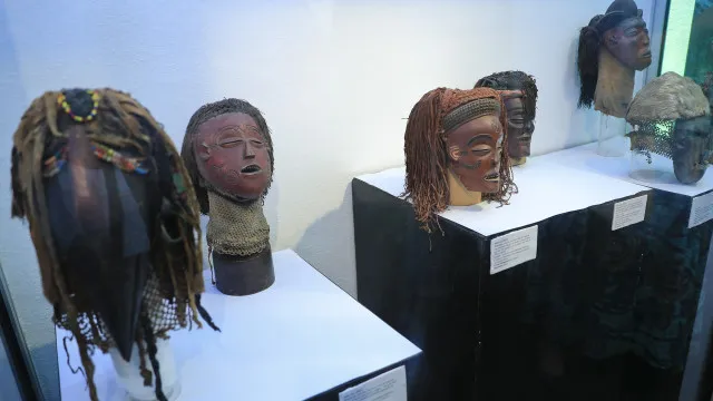 
                    Angola quer recuperar peças desaparecidas e enriquecer museus
                