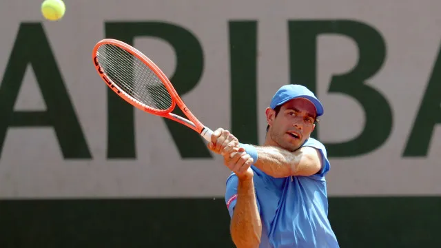 Nuno Borges vence Etcheverry e apura-se para a 2.ª ronda em Roland Garros
