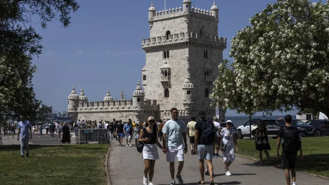 
                    Torre de Belém soma mais de 15 mil visitantes desde a reabertura
                