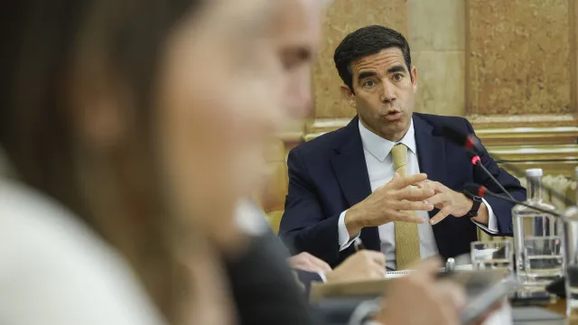 
                    Vistos de migração regulada aumentam 