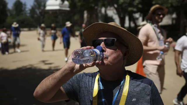 47186637 Distrito de Faro sob aviso amarelo devido ao calor: Que temperaturas?
