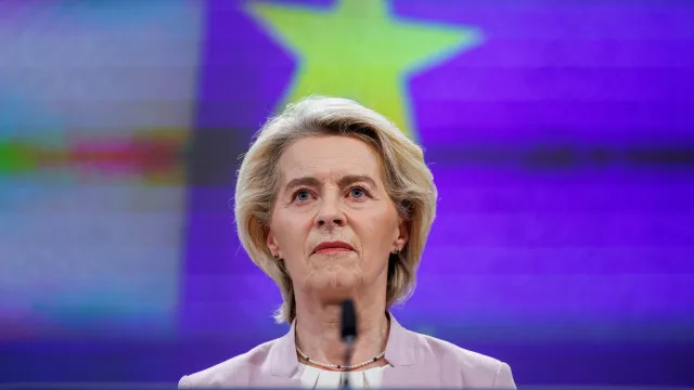 
                    Von der Leyen acusa Rússia de coerção económica após restrições à Arménia
                