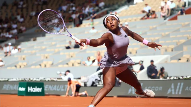 47205945 Mais um choque em Roland Garros. Campeã Gauff eliminada na terceira ronda