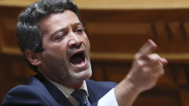 
                    Chega admite viabilizar PSU na generalidade se PSD aceitar alterações
                