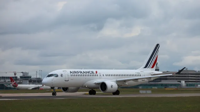 Air France suspende voos para Dubai e Riade devido ao conflito