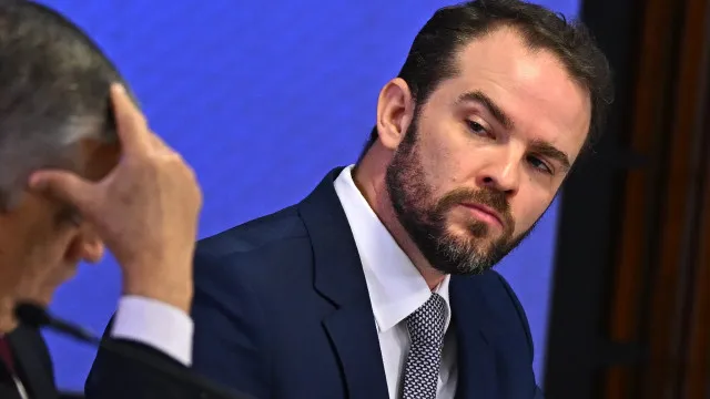 Ministro chama "palhaÃ§o" a Milei: "Veio ao Brasil e falou do Brasil"