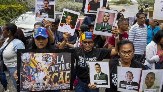 
                    Venezuelanos pediram aos EUA transição pacífica e calendário eleitoral
                