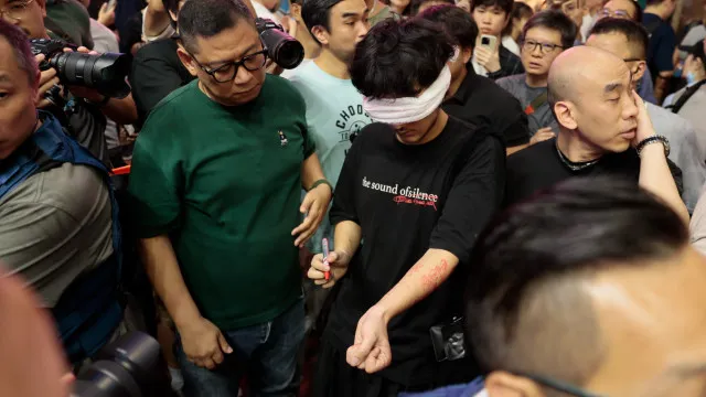 
                    Sete detidos em Hong Kong no aniversário da repressão de Tiananmen
                