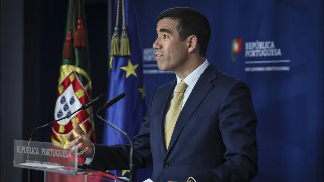 
                    Governo aprova até 130,4 milhões de euros para apoio à Ucrânia
                