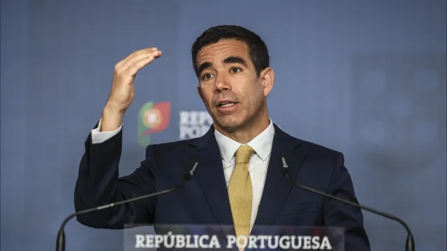
                    Governo aprova 11 milhões de euros para renovar comunicação na PSP e GNR
                