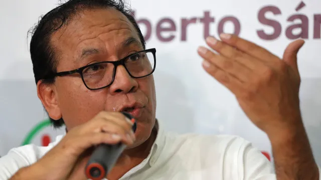Apoiantes de Sánchez manifestam-se no Peru "em defesa do voto popular"
