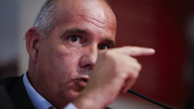 
                    Derrota do pacote laboral foi 