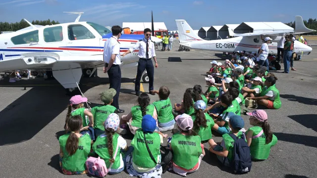 
                    Aviões do Air Invictus fazem os mais pequenos sonhar com 
