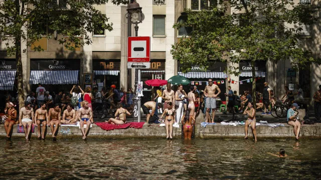 
                    França regista o dia mais quente desde 1947
                