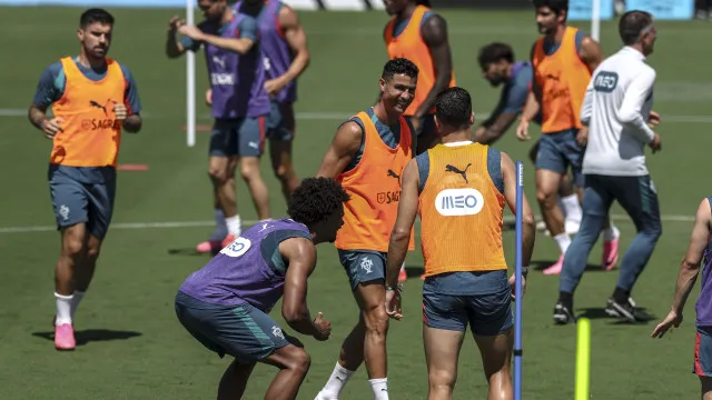 
                    Portugal realiza o último treino antes do duelo com Uzbequistão
                