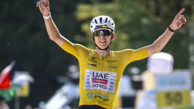 
                    Tadej Pogacar domina e conquista a Volta à Suíça
                