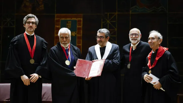 
                    Xanana recebe Prémio Jorge Miranda e dedica-o ao 