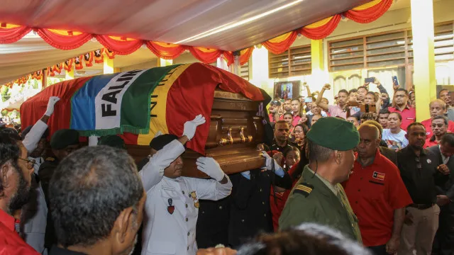 Timorenses dizem adeus a Lu Olo, "que veio do povo e voltou como povo"