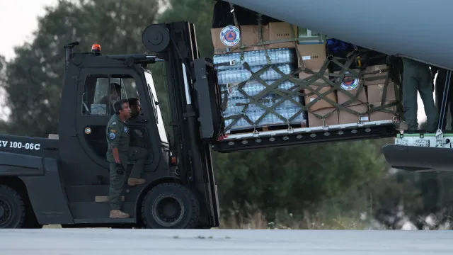 
                    Duas ambulâncias e ajuda humanitária seguem hoje para a Venezuela
                