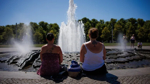 
                    35ºC previstos hoje para mais de 190 milhões de pessoas na Europa
                