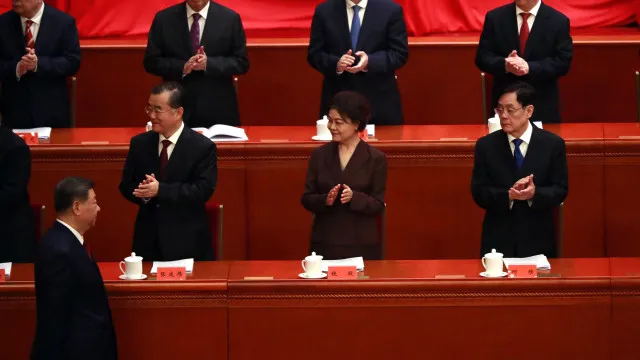 
                    Xi apresenta China como 